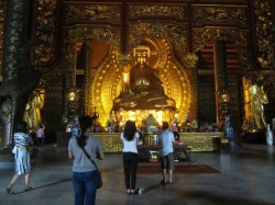 5 điểm du lịch tâm linh nổi tiếng của Ninh Bình - 5 diem du lich tam linh noi tieng cua Ninh Binh